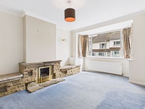 Sitting Room- click for photo gallery